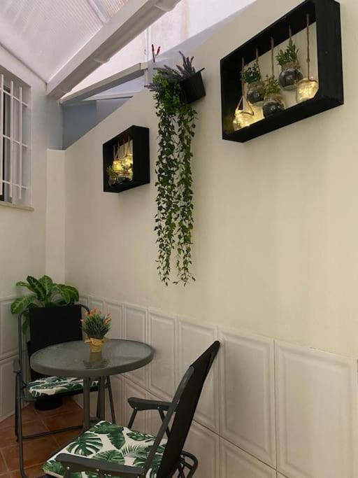 Letty'S House Apartment ซานตาโปลา ภายนอก รูปภาพ