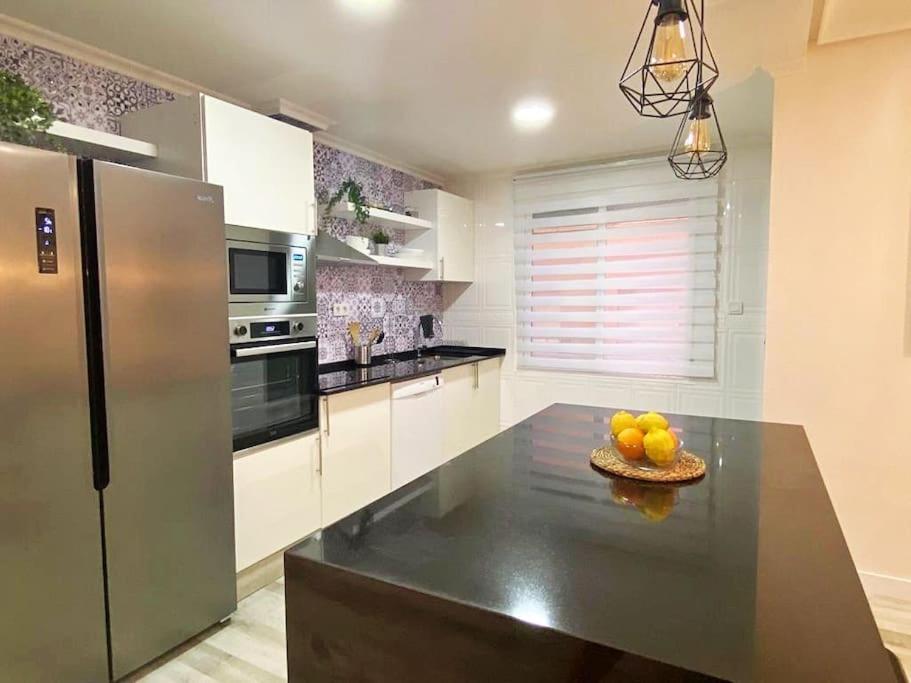 Letty'S House Apartment ซานตาโปลา ภายนอก รูปภาพ