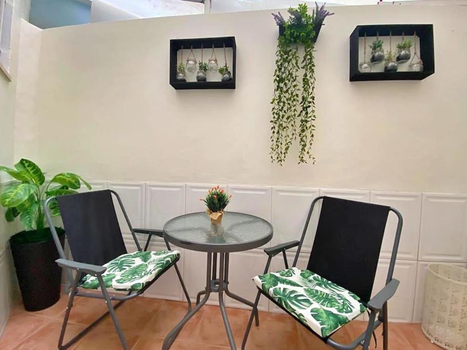 Letty'S House Apartment ซานตาโปลา ภายนอก รูปภาพ